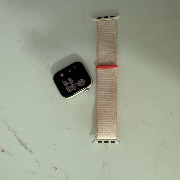 Apple watch series 7 - Picture 5 of 8
